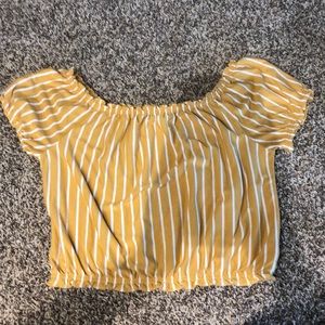 American Eagle off the shoulder cropped top